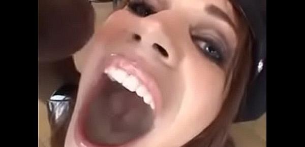  Faith Leon eat delicious cum